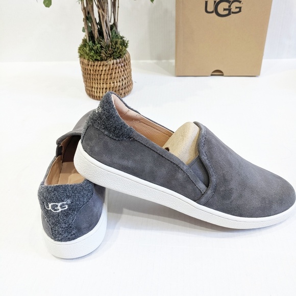 zara ankle boots leather